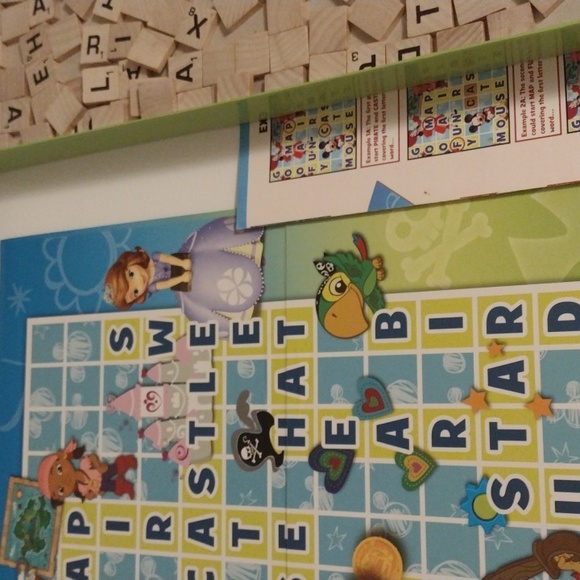 Disney Junior Scrabble Junior board game please read entire post before purchase - Picture 5 of 10